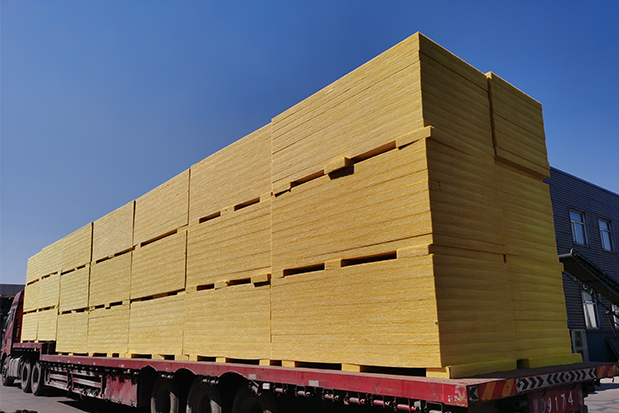 复合型玻璃棉大板